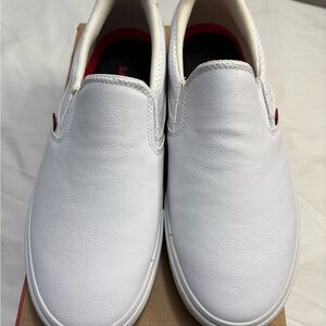 Levi’s Naya Perf Women’s SlipOn Sporty Casual Synthetic Leather Sneaker Size10